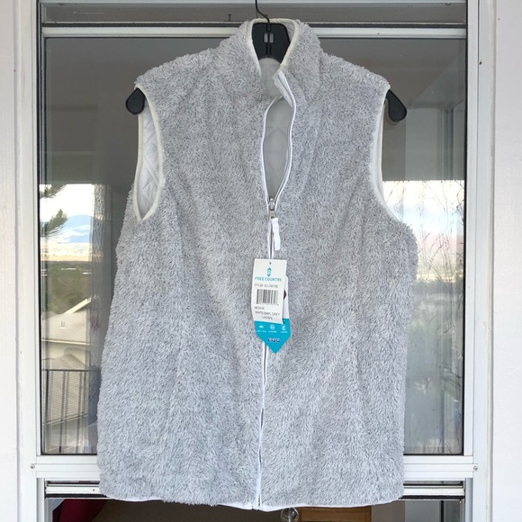 NWT Women’s Reversible White/Grey To Pile Vest Size M - Picture 8 of 8